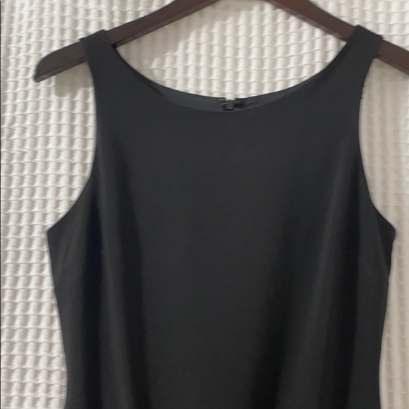 Dress - Picture 4 of 10